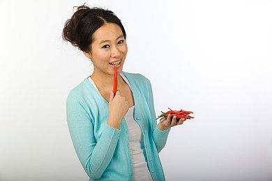 打破第四面墙！ 全手绘类银游戏《魔骨》来年1月16日正式发售